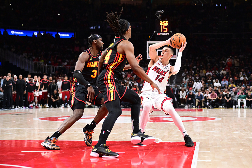 关于今夜NBA常规赛焦点战，迈阿密热火主帅复盘，悬念犹存，更衣室氛围转暖的信息-s15竞猜